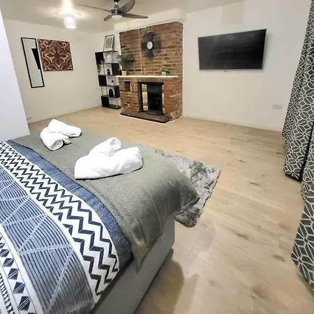 Three Bed Flat In Mile End Apartment London Exterior photo